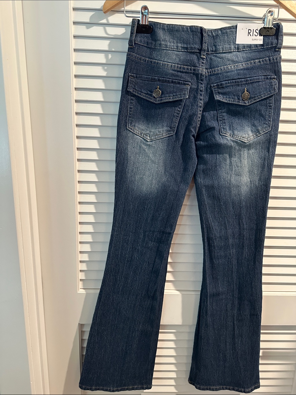 Nwt Rise Five Pocket Bootcut Jeans With Front Seam And Double Button/Zip Front. — image 5 of 6